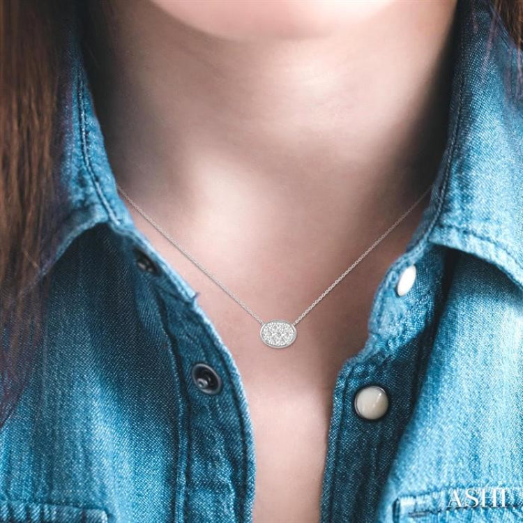 1/3 Ctw Oval Shape Lovebright Diamond Pendant With Chain in 14K White Gold