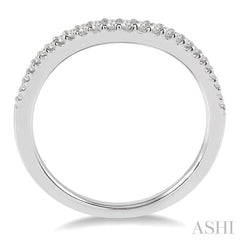 1/6 Ctw Round Cut Diamond Wedding Band in 14K White Gold