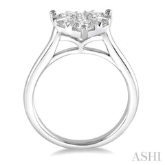 1/2 Ctw Round Cut Diamond Heart Shape Lovebright Ring in 14K White Gold