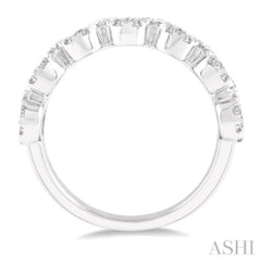 1 Ctw Jointed Circular Mount Lovebright Diamond Cluster Ring in 14K White Gold