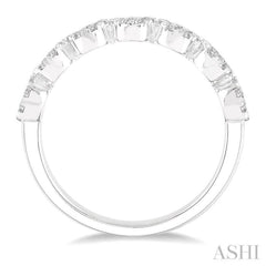 1/2 Ctw Jointed Circular Mount Lovebright round Cut Diamond Ring in 14K White Gold