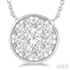 1/2 Ctw Round Shape Lovebright Diamond Necklace in 14K White Gold