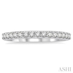 1/3 Ctw Round Cut Diamond Wedding Band in 14K White Gold