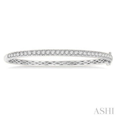 2 Ctw Round Cut Diamond Bangle in 14K White Gold