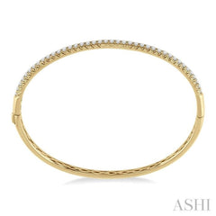 1 Ctw Round Cut Diamond Bangle in 14K Yellow Gold