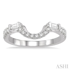 1/3 ctw Arched Center Baguette & Round Cut Diamond Wedding Band in 14K White Gold