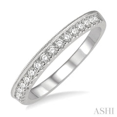 1/4 ctw Milgrain Wall Round Cut Diamond Wedding Band in 14K White Gold