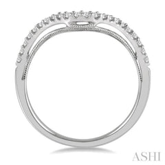 1/5 ctw Chevron Round Cut Diamond Wedding Band in 14K White Gold