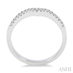 1/6 Ctw Round Cut Diamond Wedding Band in 14K White Gold