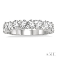 5/8 Ctw Zigzag Baguette and Round Cut Diamond Ring in 14K White Gold