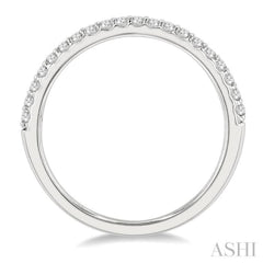 1/4 Ctw Round Cut Diamond Wedding Band in 14K White Gold