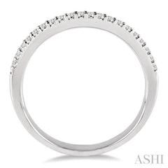 1/6 Ctw Round Cut Diamond Wedding Band in 14K White Gold