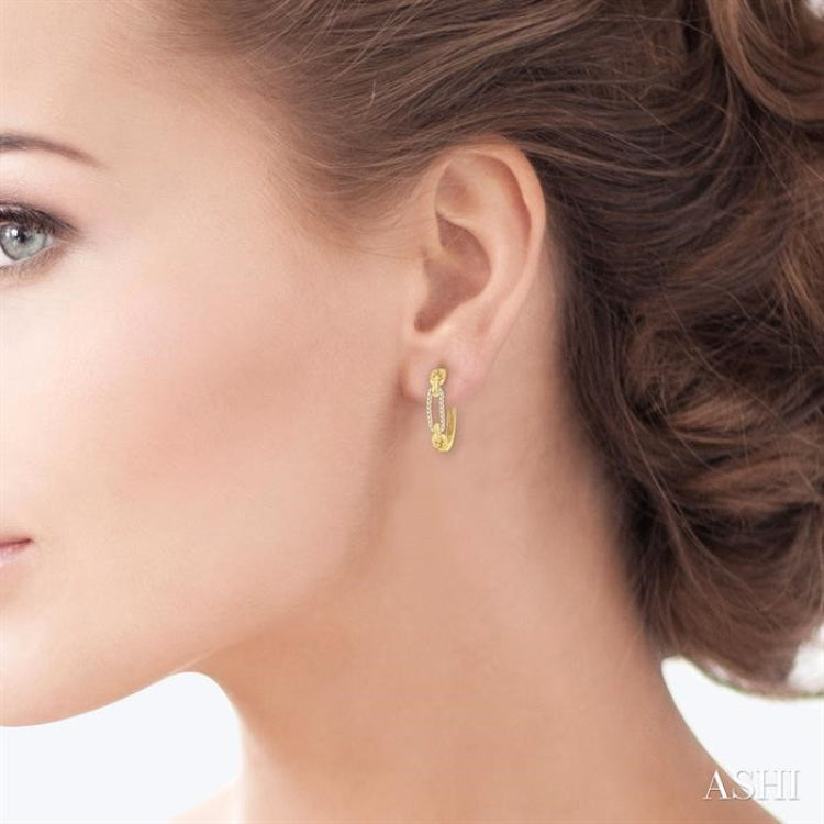 1/5 Ctw Paperclip Round Cut Diamond Hoop Earring in 14K Yellow Gold