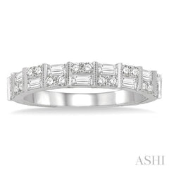 5/8 ctw Paneled Baguette and Round Cut Diamond Wedding Band in 14K White Gold