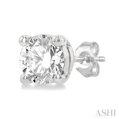 1/2 Ctw Round Cut Diamond Stud Earring in 14K White Gold