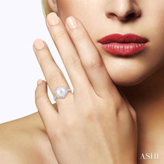 8 MM Cultured Pearl and 1/3 Ctw Hexagon Shape Round Cut Diamond Ring in 14K White Gold