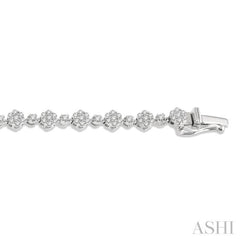 2 Ctw Floral Link Round Cut Diamond Bracelet in 14K White Gold