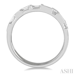 1/3 Ctw Zigzag Filled Baguette and Princess Cut Diamond Wedding Band in 14K White Gold