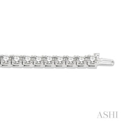 12 Ctw Square Shape Round Cut Diamond Tennis Bracelet in 14K White Gold