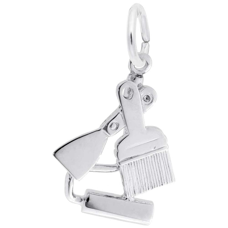 measures 17.8mm x 13.1mm