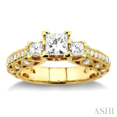 1 1/4 Ctw Diamond Engagement Ring with 1/2 Ct Princess Cut Center Stone in 14K Yellow Gold