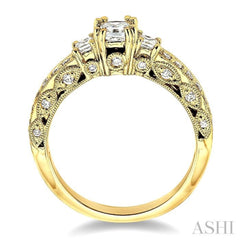 7/8 Ctw Diamond Engagement Ring with 1/3 Ct Princess Cut Center Stone in 14K Yellow Gold