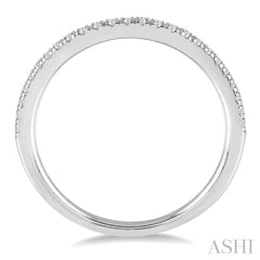 1/6 Ctw Round Cut Diamond Wedding Band in 14K White Gold