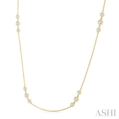 3/4 Ctw Three Stone Bezel Set Round Cut Diamond Station Necklace in 14K Yellow Gold
