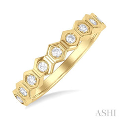 1/5 ctw Hexagon Shape Link Round Cut Diamond Fashion Ring in 14K Yellow Gold