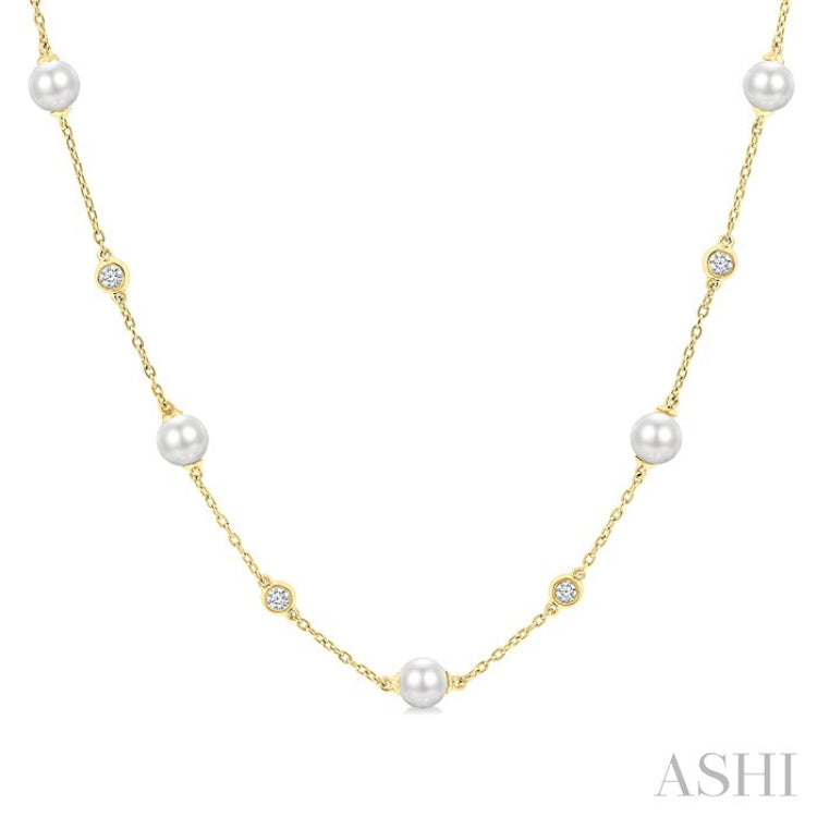 5 MM Round Shape Cultured Pearls and 1/4 Ctw Round Cut Diamond Station Necklace in 14K Yellow Gold