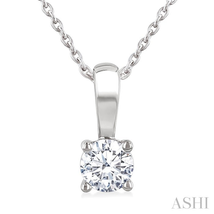 1/2 Ctw Prong Set Round Cut Diamond Solitaire Pendant With Chain in 14K White Gold