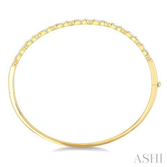 1 Ctw Marquise and Round Cut Diamond Fashion Bangle in 14K Yellow Gold